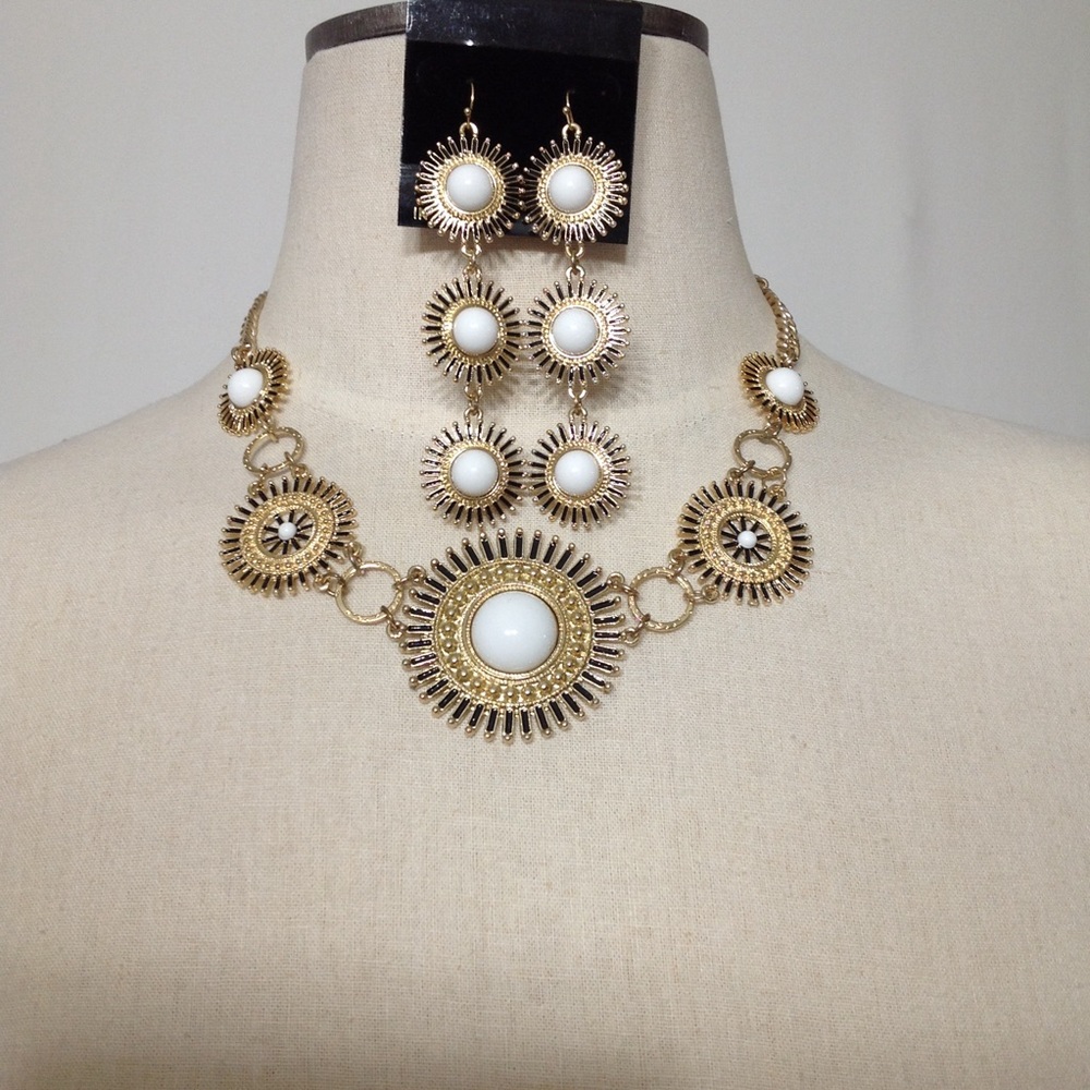 White and Goldtone Necklace and Earring Set